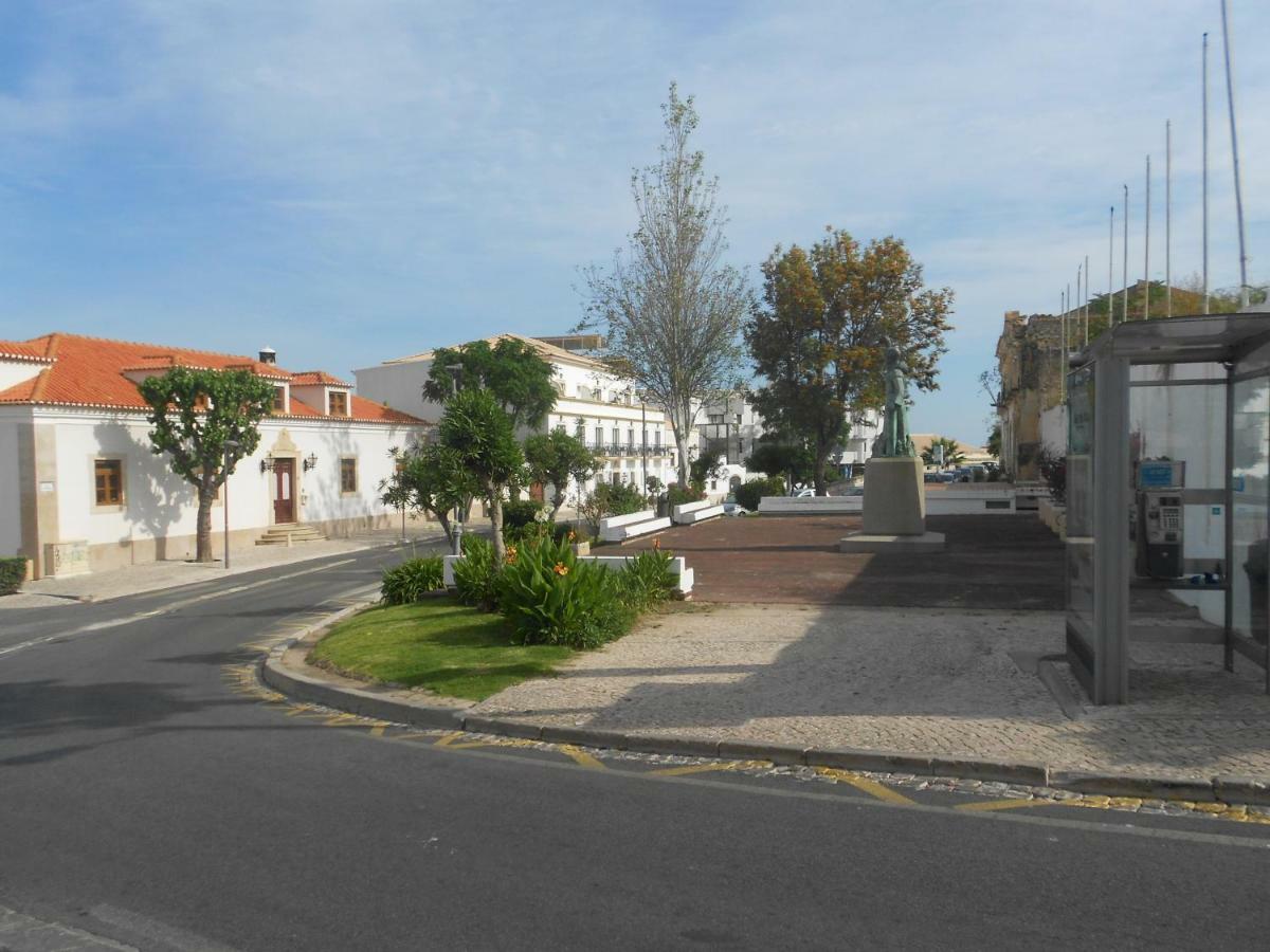 1º De Dezembro Apartment אלבופיירה מראה חיצוני תמונה