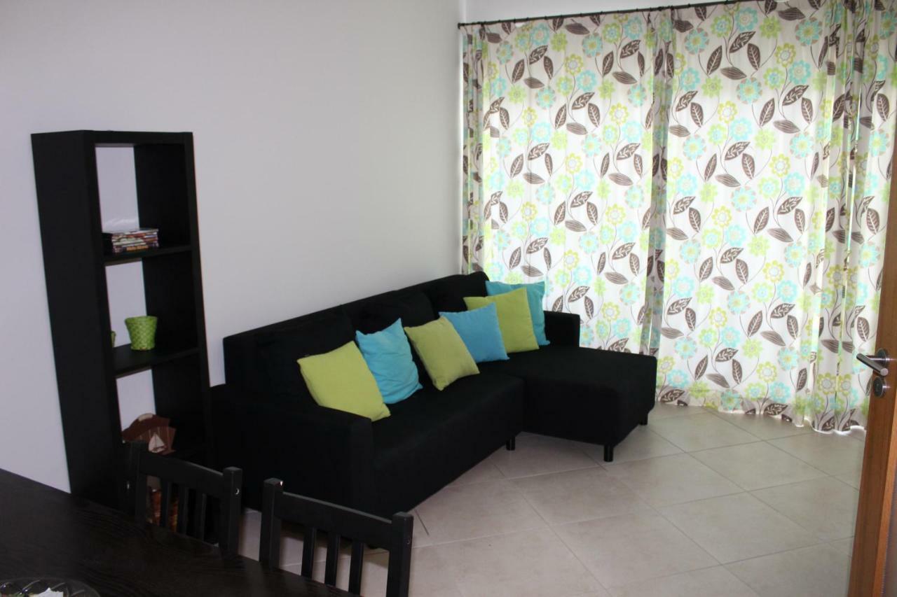 1º De Dezembro Apartment אלבופיירה מראה חיצוני תמונה
