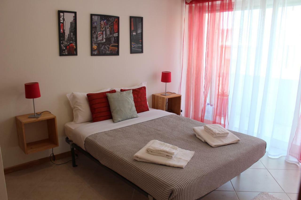 1º De Dezembro Apartment אלבופיירה מראה חיצוני תמונה